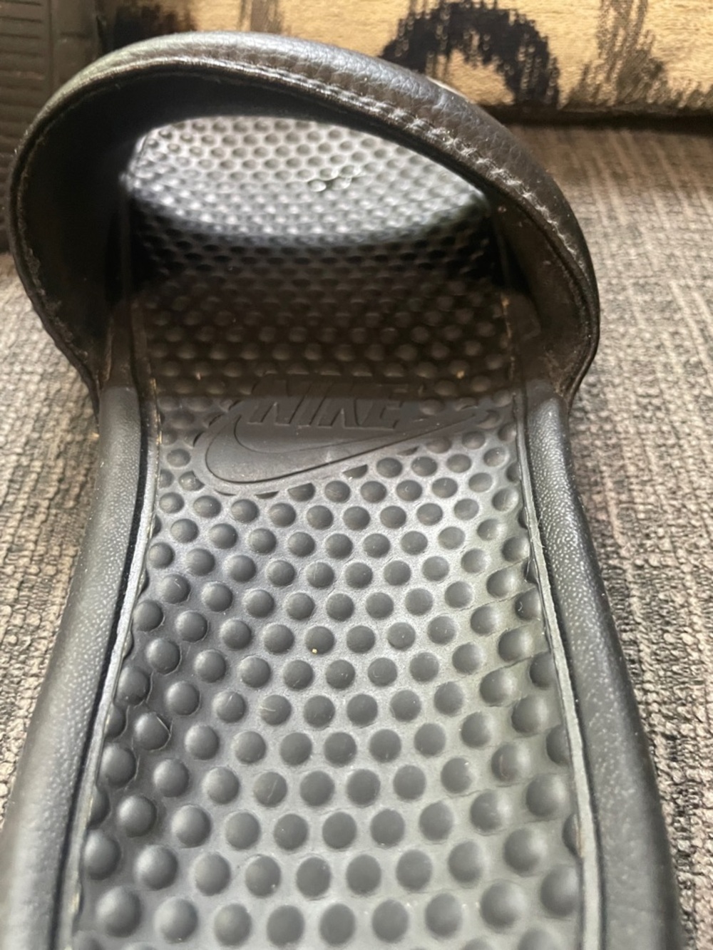 Nike Black Slides with White Swoosh - Picture 4 of 5